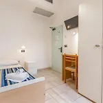 凡努奇酒店 3* 里米尼