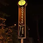 Vannucci Hotel 3*