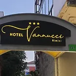 Vannucci 3*